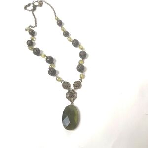 Avenue Vintage Beaded Stone Necklace